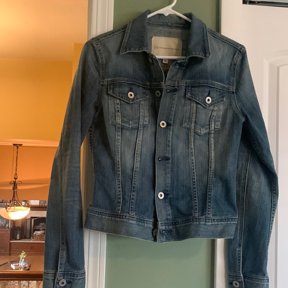 Women’s jean jacket